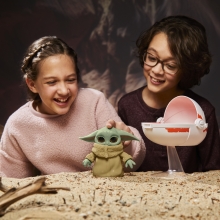 Figura interactiva hasbro star wrs wild ridin' grogu