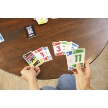 Mattel Phase 10 - Juego de Cartas Estratégico para Familias y Niños a partir de 7 Años
