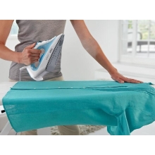 PLANCHA DE VAPOR BRAUN TEXSTYLE SI1050BL AZUL/BLANCA SUELA DE CERAMICA 120 g/min VAPOR 2000W DEPOSITO 220ml