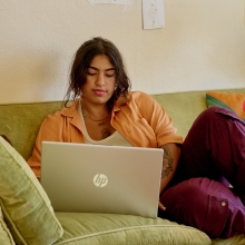 HP 15-fd0058ns i5-1334U 15.6" 8GB 512GB FreeDOS