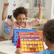 Hasbro ¿Quién es quién? - Juego de mesa de Adivinanza Divertido para Niños a Partir de 6 Años