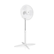 Ventilador de pie Tristar VE5755 de 40cm, 3 aspas, 45W color blanco