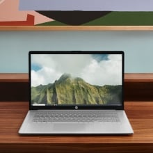 HP 17-cn3018ns i5-1334u 17.3" 16GB 512GB W11 plata natural