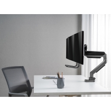 Soporte de mesa Equip 650162 17" a 32" 3 pantallas con brazo de gas y agarre