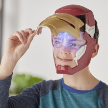 Mascara con efectos marvel vengadores iron man
