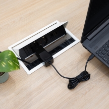 Cargador TooQ TQLC-USBCGAN100PD-C USB tipo C PD 100W con sistema GaN negro