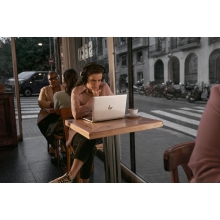 HP ebultrag1iai u7 258v 14" 32GB 512GB