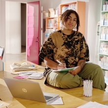 HP 15-FD0240NS i5-1334U 15.6" 16GB 512GB W11