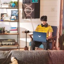 HP Victus Gaming 15-fa2033ns i5-13420h 15.6" 16GB 512GB RTX 3050 6GB FreeDos azul