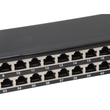 PATCH PANEL 48 PUERTOS CATEGORIA 6 APANTALLADO  1U COLOR NEGRO EQUIP 326449