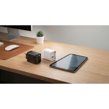 Cargador USB GAN MARS GAMING 65W 1xUSB-C 1xUSB-A cable retráctil PD negro