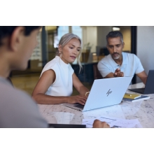 HP EliteBook X G2i 14 inch Notebook Next Gen AI PC Wolf Pro Security Edition Copilot+ PC Intel Core Ultra 5 325 Portátil 35,6 cm (14") WUXGA 32 GB LPDDR5x-SDRAM 512 GB SSD Wi-Fi 7 (802.11be) Windows 11 Pro Plata