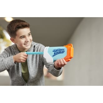 Pistola hasbro nerf super soaker torrent