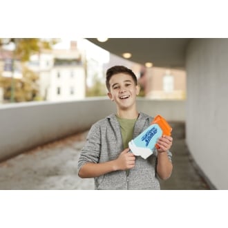 Pistola hasbro nerf super soaker torrent
