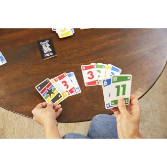 Mattel Phase 10 - Juego de Cartas Estratégico para Familias y Niños a partir de 7 Años