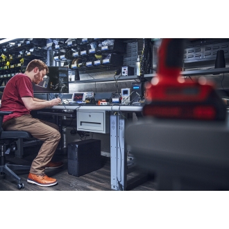  HP Z2 G9 Tower 700w i9-14900K Vpro 32GB 1TB W11P