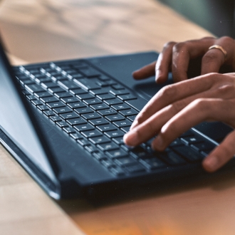 HP Victus Gaming 15-fa2033ns i5-13420h 15.6" 16GB 512GB RTX 3050 6GB FreeDos azul