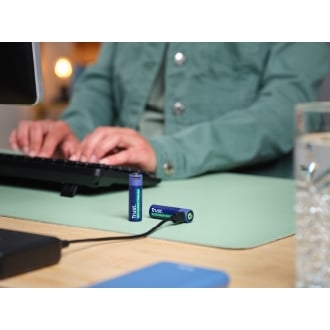Pilas AA recargables Trust USB-C 1700 mAh pack 2 unidades 25584