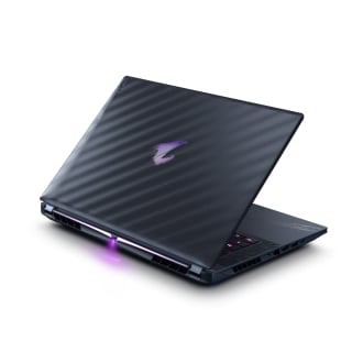 GIGABYTE AORUS MASTER 16 BYHC5PTE64SP ordenador portatil Intel Core Ultra 9 275HX Portátil 40,6 cm (16") WQXGA 32 GB DDR5-SDRAM 1 TB SSD NVIDIA GeForce RTX 5080 Wi-Fi 7 (802.11be) Windows 11 Pro Negro