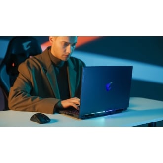 GIGABYTE AORUS 16X ASG 2024 - 16 pulgadas, 165Hz QHD, Intel Core i7-14650HX, NVIDIA GeForce RTX 4070 GPU, 16GB DDR5 5600MHz, 1x 1TB Gen4 SSD, Windows 11 Home, 2 años de garantía, Dolby Atmos, AORUS 16X ASG-53FRC54SH