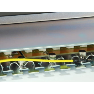 PATCH PANEL 24 PUERTOS CATEGORIA 6A 1U COLOR NEGRO 326625
