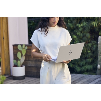 Portatil hp elitebook x g2a notebook ai rai7p - 450 -  32gb -  ssd 1tb -  14 pulgadas fhd+ -  w11p