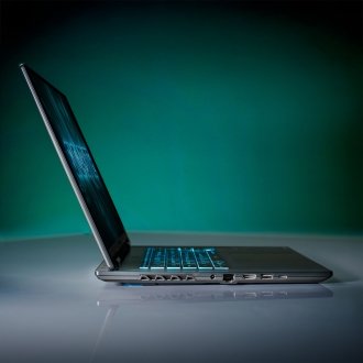 Gigabyte A16 CWHI3ES864SH I7-13620H 16" 32GB 1TB RTX 5070 8GB W11 negro